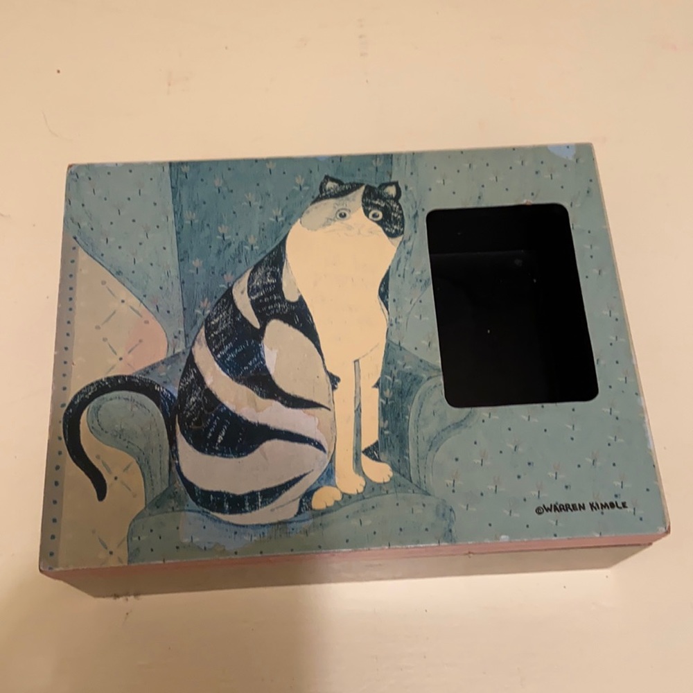 Warren Kimble painted cat motif trinket box